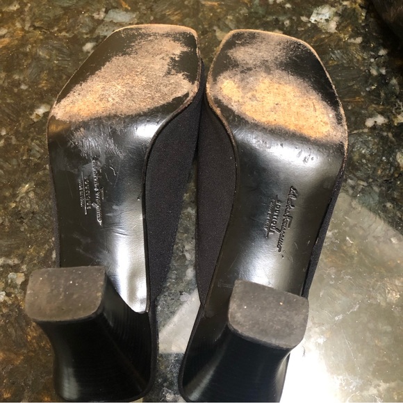 Salvador’s ferragamo women’s open toe 3” pumps 7 1/2 2 A - Picture 3 of 10